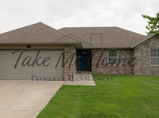 453 N Chandler Ave, Republic, MO 65738