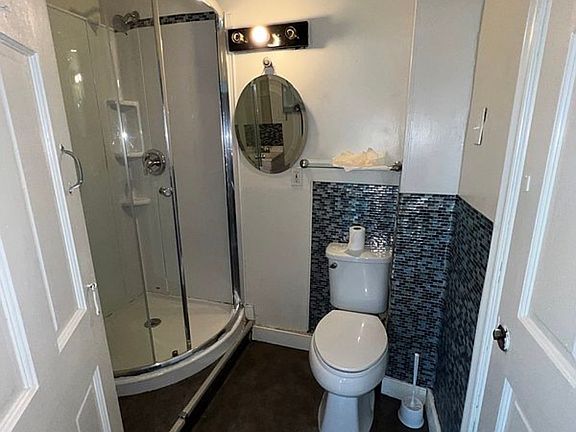 4th image of 735 Hancock St #3B