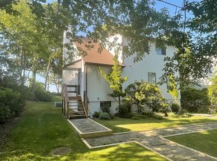 25 Harding Ter, Sag Harbor, NY 11963