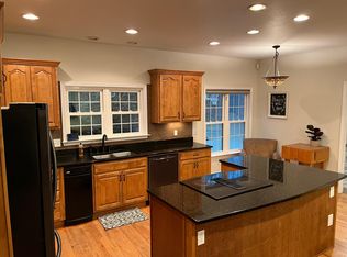 587 Jarrett Hills Rd, Sylva, NC 28779