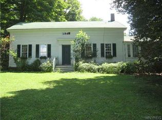 9885 S State Rd, Eden, NY 14057