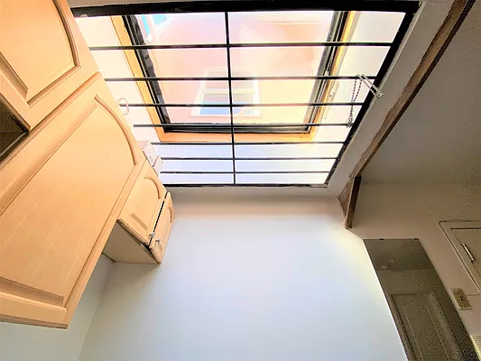 Rented by Douglas Elliman | media 27