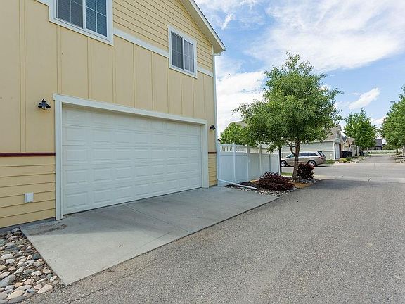 5th image of 1601 Lone Pine Dr