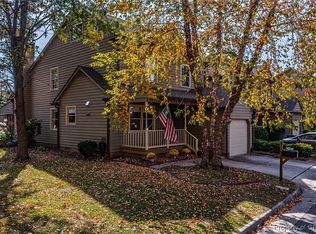 14 Heatherfield Ct, Kilmarnock, VA 22482