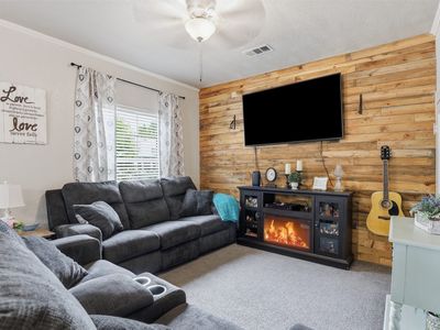 106 May Ave, Cleburne, TX, 76031