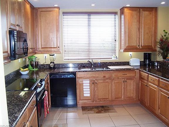 5th image of 4192 Bay Beach Ln Unit 841