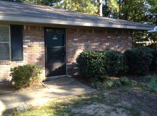 102 S 34th Ave #3, Hattiesburg, MS 39402