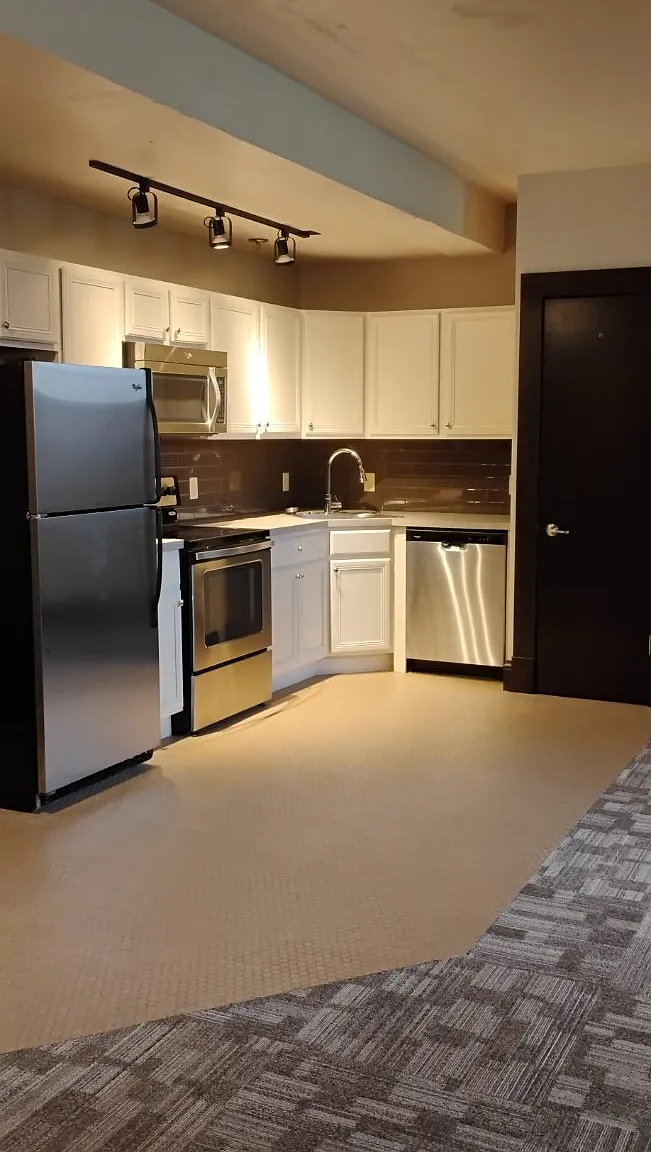 1628 Patterson Loop — Photo 1