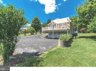 386 Summer Hill Rd, Schuylkill Haven, PA 17972