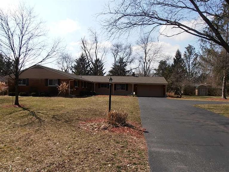 1st image of 5559 Hugh Dr