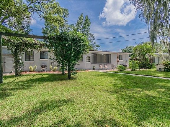2nd image of 603 W River Dr