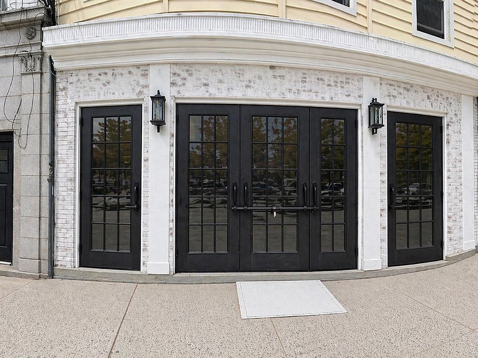 1st image of 471 Palisade Ave APT 1