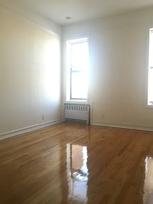 Rented by Giaps Realty Group LLC | media 3