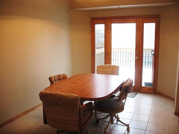 Great dining room space