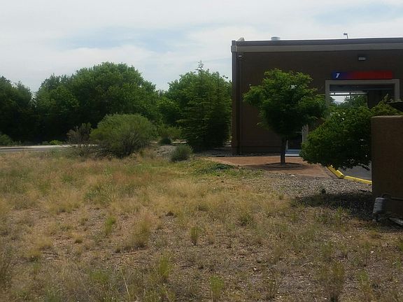 2nd image of 876 & 888 S Cove Pkwy