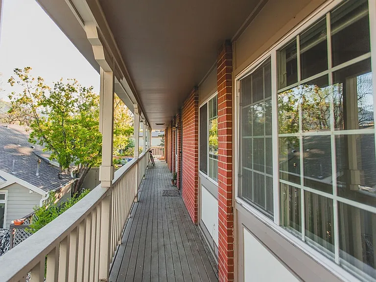 2401 Walnut St #6 — Photo 26