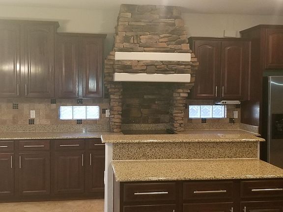 4th image of 14591 W Becker Ln