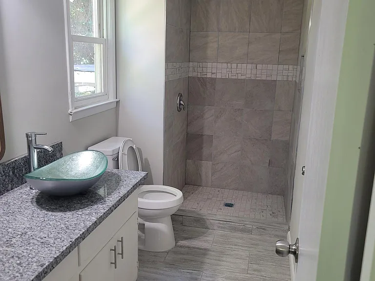 6942 Knollwood Dr — Photo 10