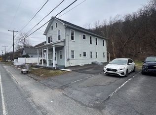 576 Slateford Rd, Mount Bethel, PA 18343