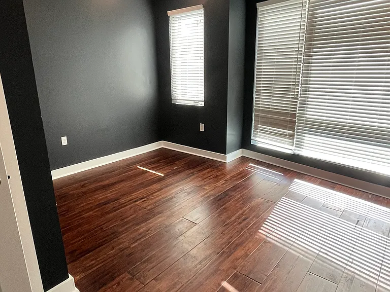 1328 S Bouvier St — Photo 29