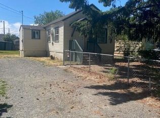 1212 S 15th Ave, Yakima, WA