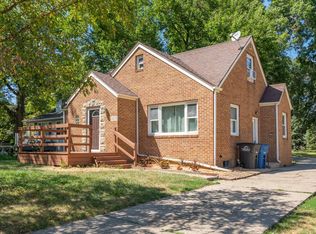 4235 Urbandale Ave, Des Moines, IA 50310