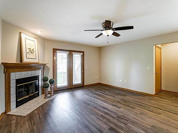 4th image of 508 Spring Brook Ct W #7