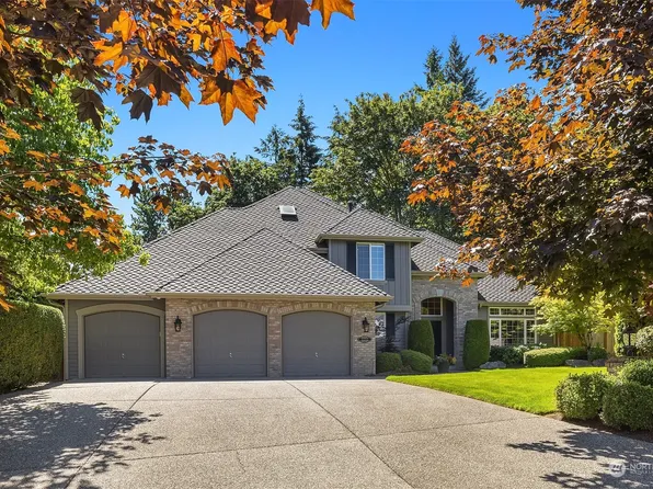 2212 271st Court SE, Sammamish, WA 98075