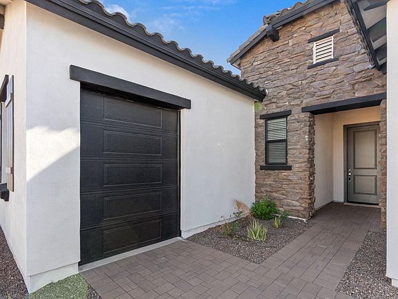 4th image of 5891 N 207th Avenue