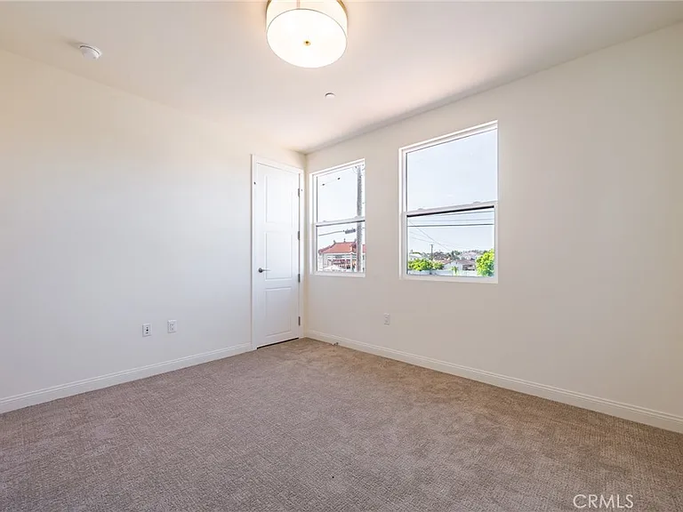 190 S New Ave #2 — Photo 25