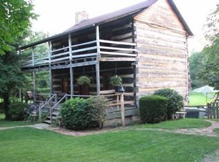 77 Lightcap Rd, Latrobe, PA 15650