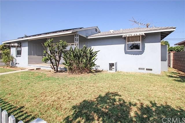 1st image of 870 N Citrus Ave