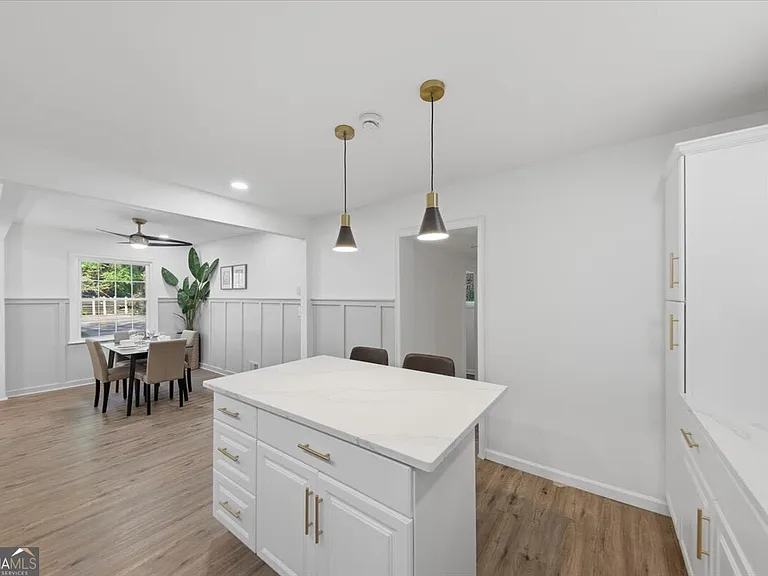 2082 Rosewood Rd — Photo 7