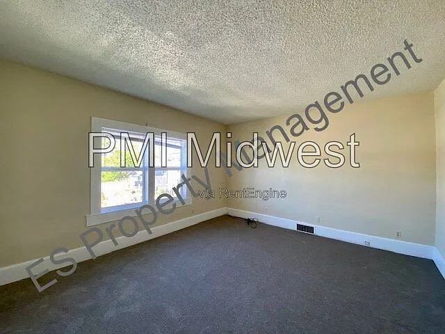 447 E Jefferson St #3 — Photo 12