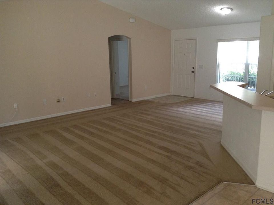 2nd image of 6 Walla Pl