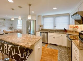 61 Harding Rd, Lexington, MA 02420