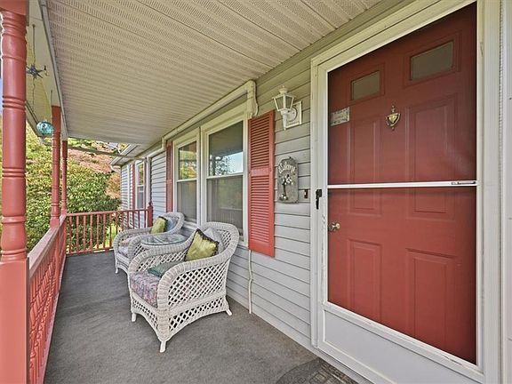 3rd image of 74 Swiss View Rd