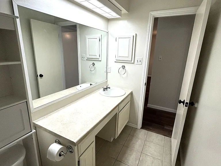 2800 Longmire Dr #44 — Photo 16