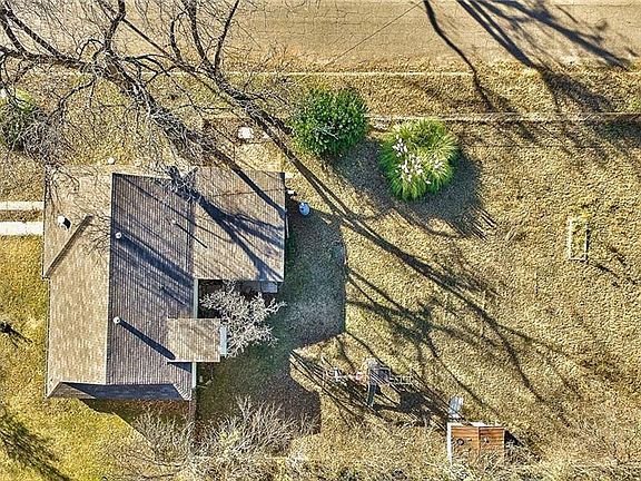 4th image of 2845 Beasley Dr