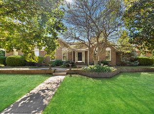 3211 Leafy Ln, Bloomington, IL 61704