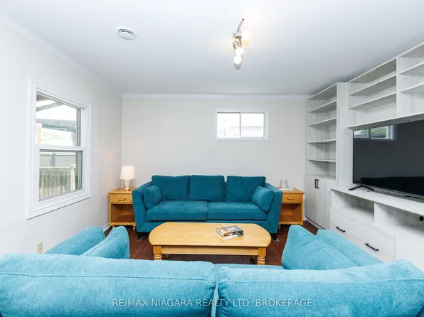3 Phelps St, Saint Catharines, ON L2P 2H5