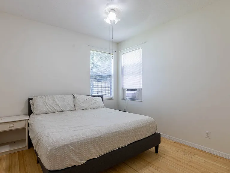 1725 Soaring Heights Cir — Photo 11