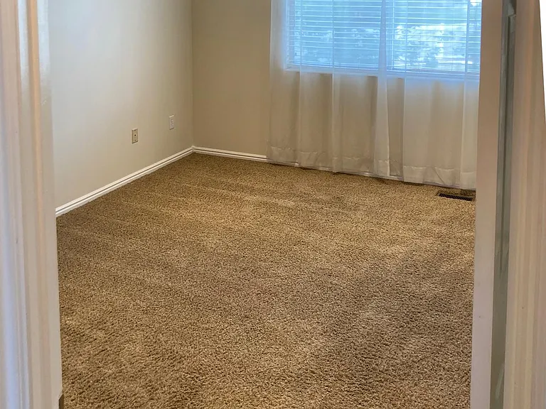 734 W Sweet Meadow Ln — Photo 8