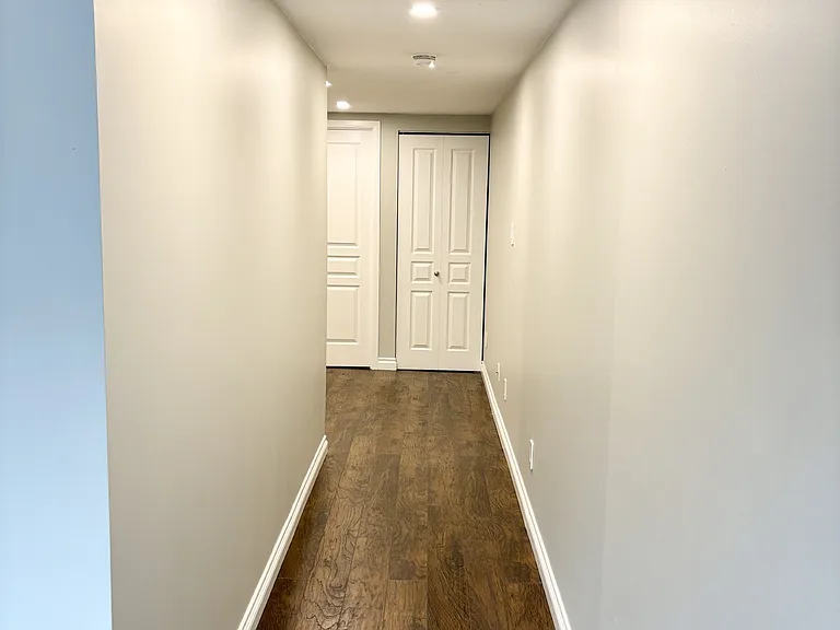 323 Richmond St E #201 — Photo 13