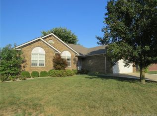 8502 Starview Ct, Sellersburg, IN 47172