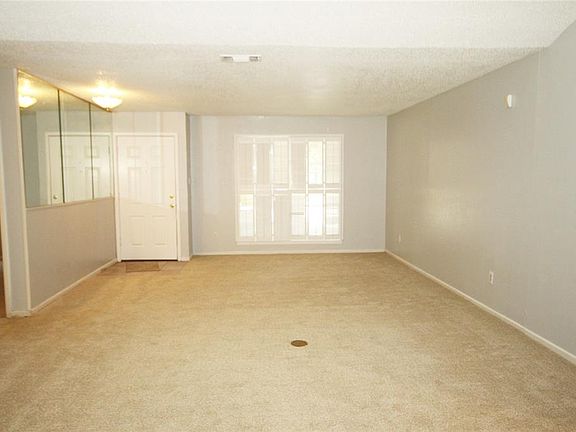 4th image of 312 Franciscan Dr