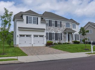 127 Verdant Dr, Phoenixville, PA 19460