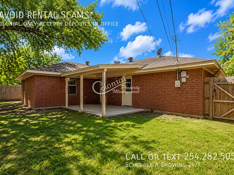 2408 Hidden Hill Dr — Photo 14