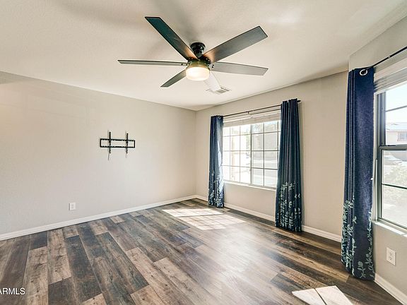 4th image of 21232 N 31ST Drive