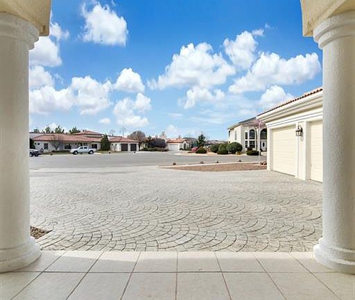 4th image of 6060 Laguna Vista Dr